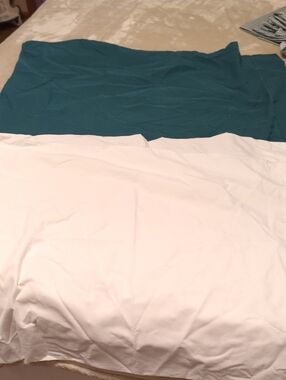2 Sets Of Pillow Cases- Soft Solid Colors Green And Cream